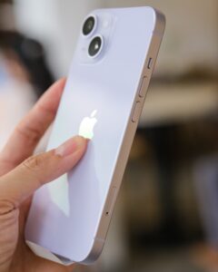 Read more about the article The Best Cheap iPhone Deals of 2023:Top Deals Unveiled